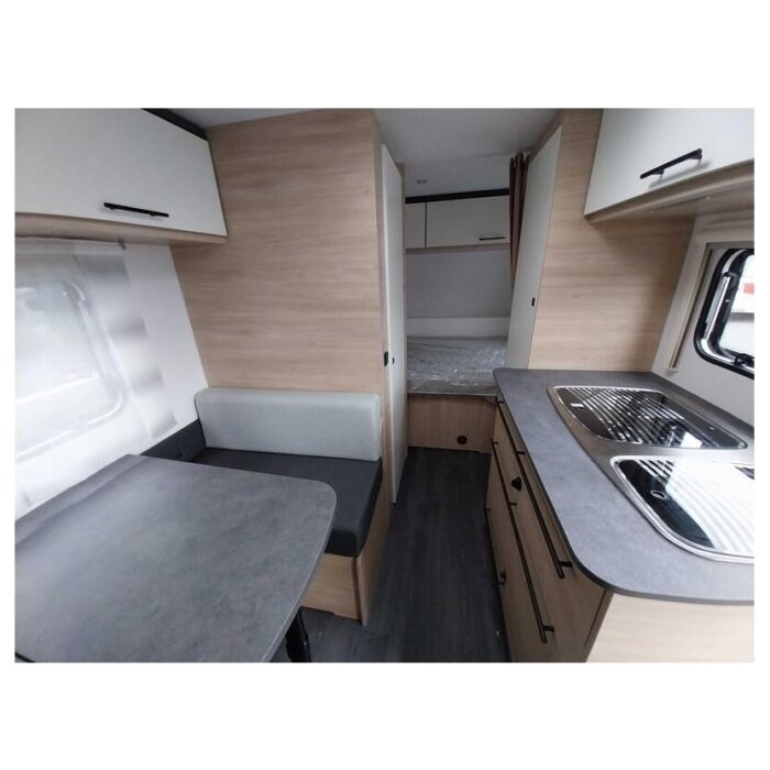 caravelair-alba-426-1-4.jpg