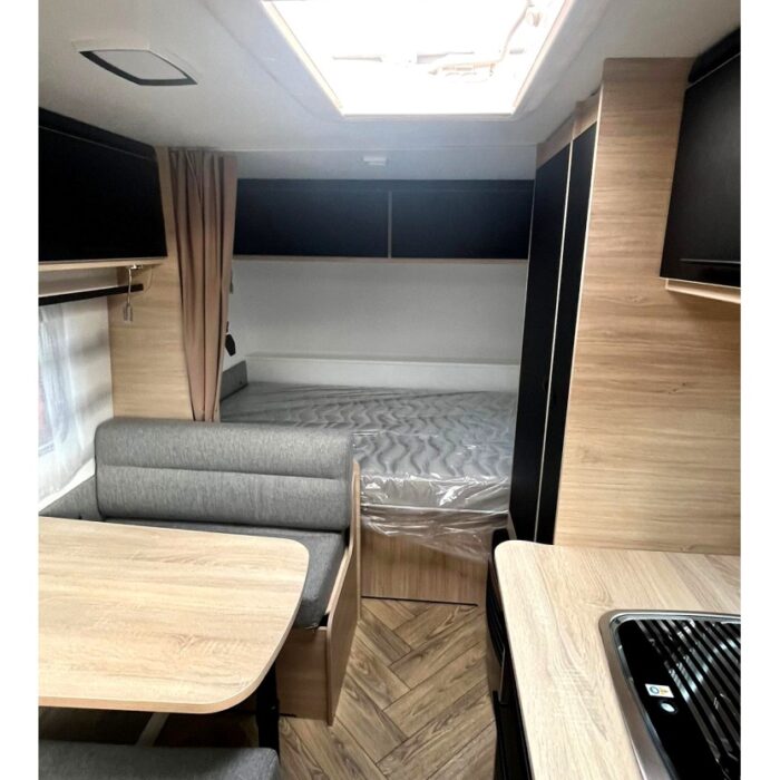 caravelair-sport-line-486-3.jpg