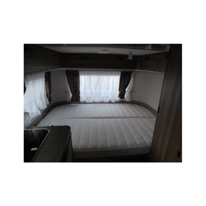 eriba-touring-triton-430-legend-1-3.jpg