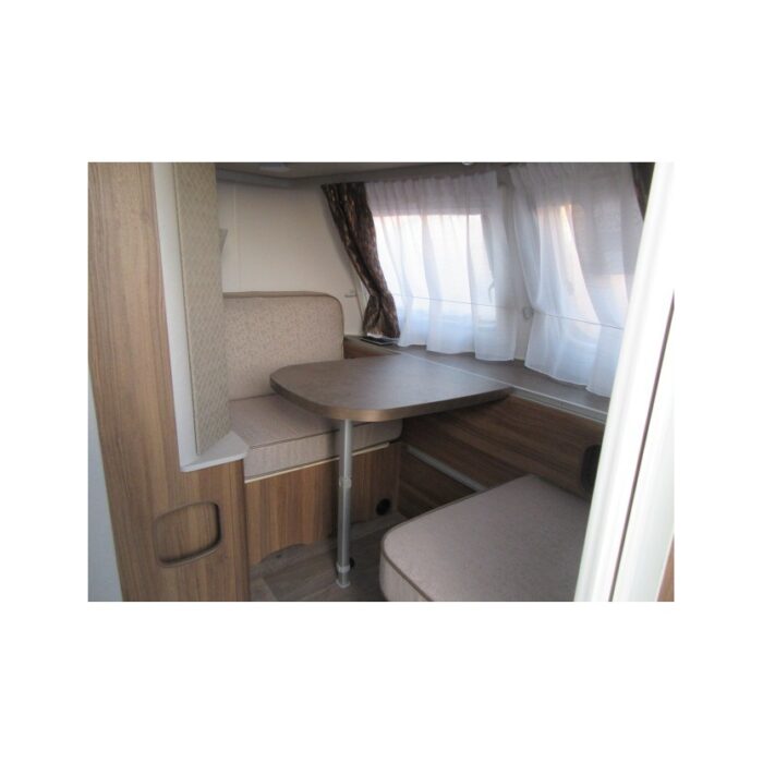 eriba-touring-triton-430-legend-1-9.jpg