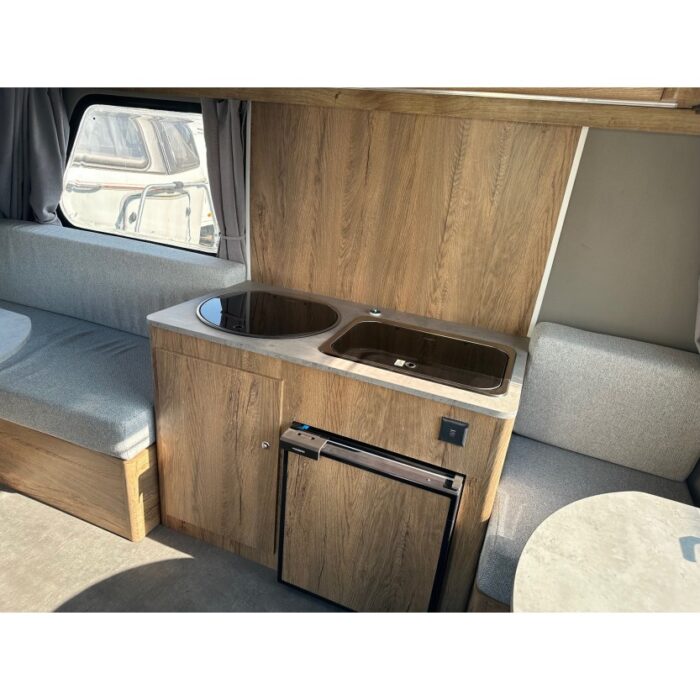 mini-caravane-n-126-d-5.jpg