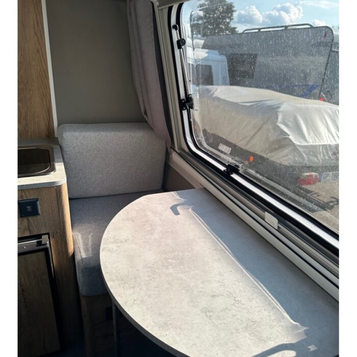 mini-caravane-n-126-d-7.jpg