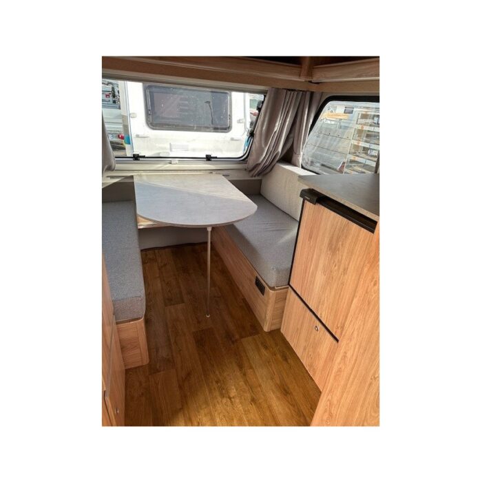 mini-caravane-n-126-et-4.jpg
