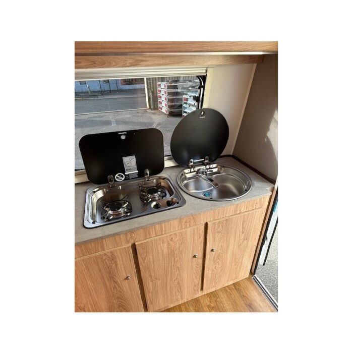 mini-caravane-n-126-et-6.jpg